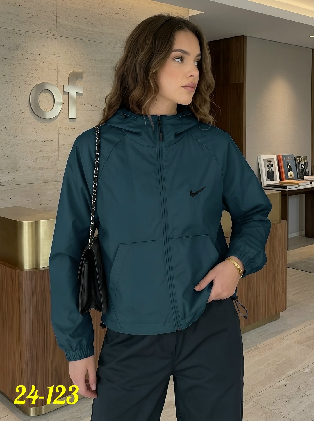 повседневная куртка,ветровка nike,куртка,женская куртка,ветровка женская