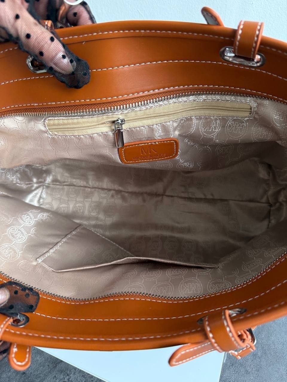 michael kors сумка шоппер,сумка тоут michael kors,большая сумка шоппер,сумка на плечо шоппер michael kors,сумка шоппер