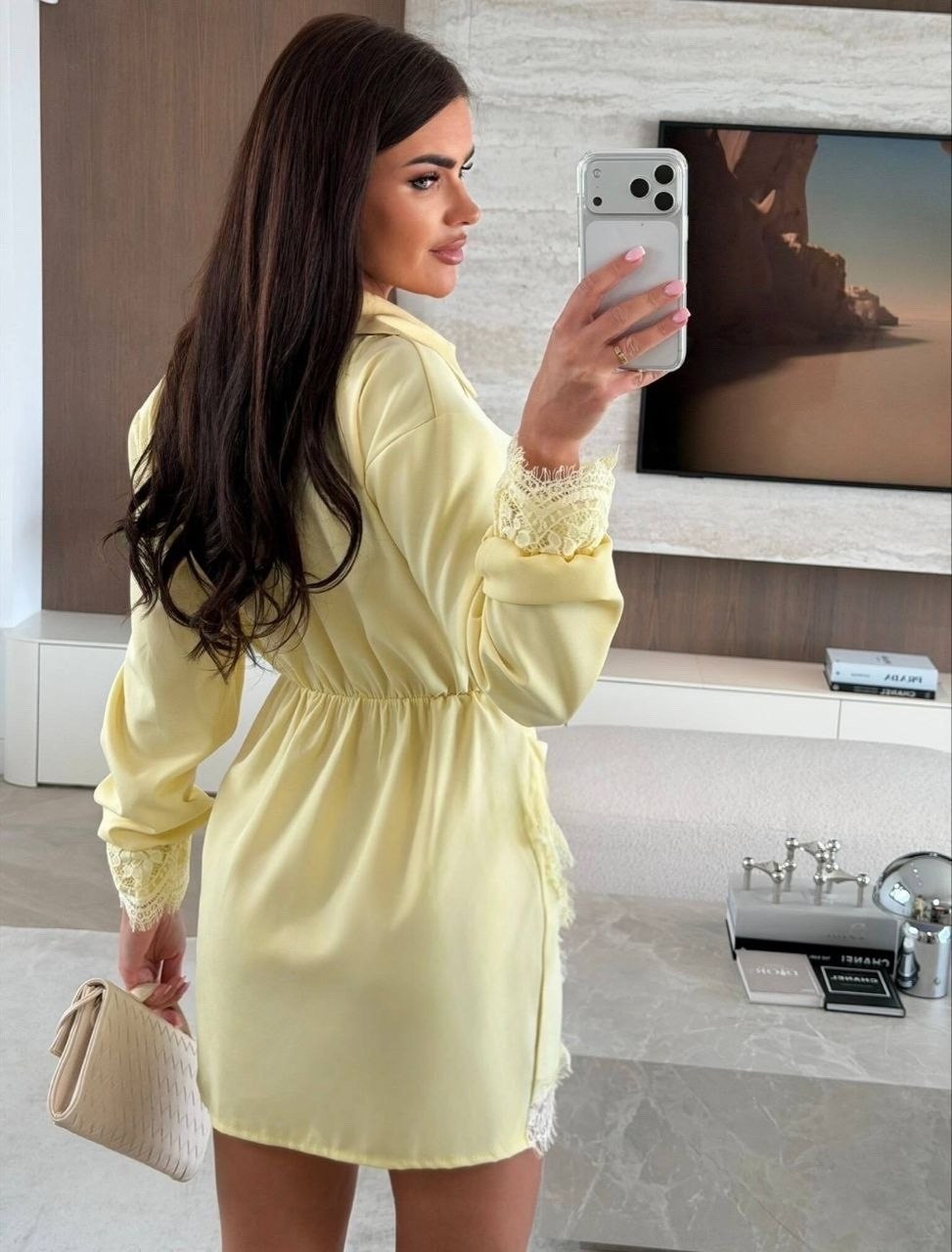 халат шелковый с кружевами,халат с кружевом,халат с кружевными вставками бледно-розового цвета,халат кружевной,халат с кружевными вставками розового цвета