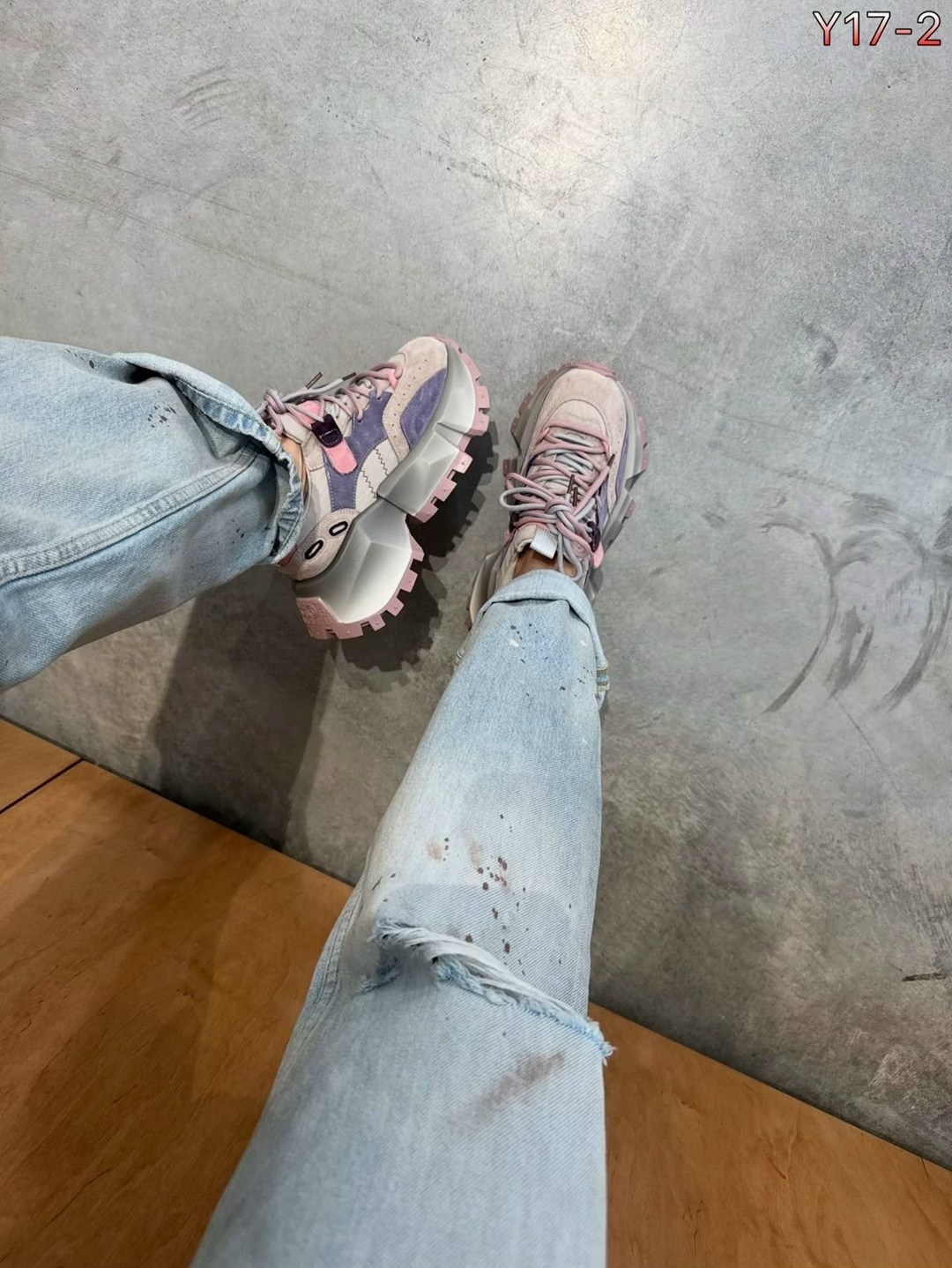 женские кроссовки,женские массивные кроссовки,,массивные кроссовки,спортивная