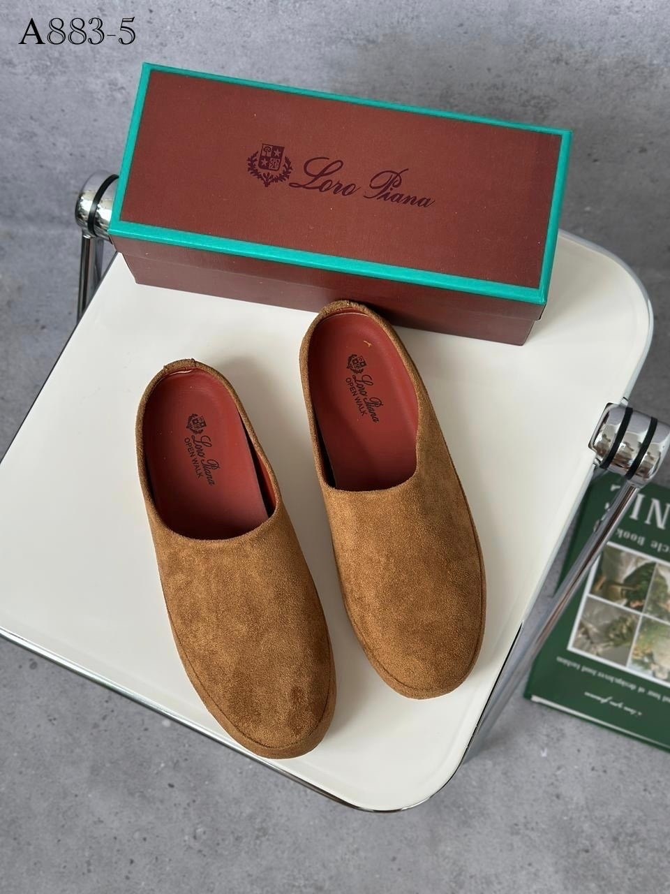 мюли loro piana,,замшевые мюли,женские замшевые мюли loro piana бежевые,лоферы женские loro piana