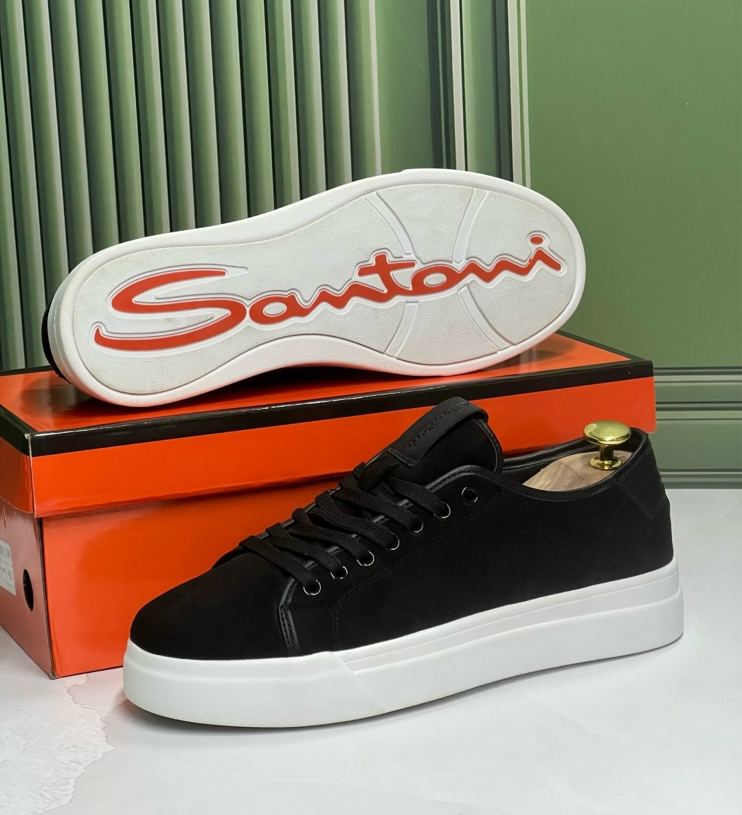 кеды замшевые,мужские кеды замшевые,мужские кеды,замшевые кроссовки,мужские кроссовки черные из замши и белой подошвой