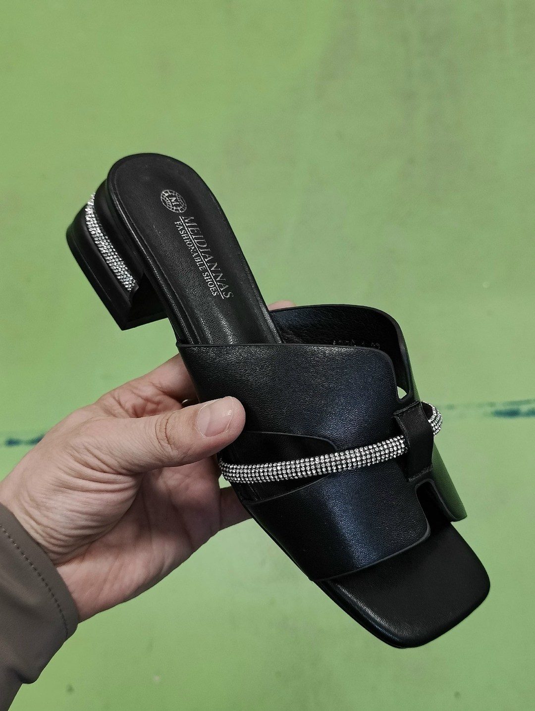 ,женские шлепанцы,женские босоножки,женская ,обуви