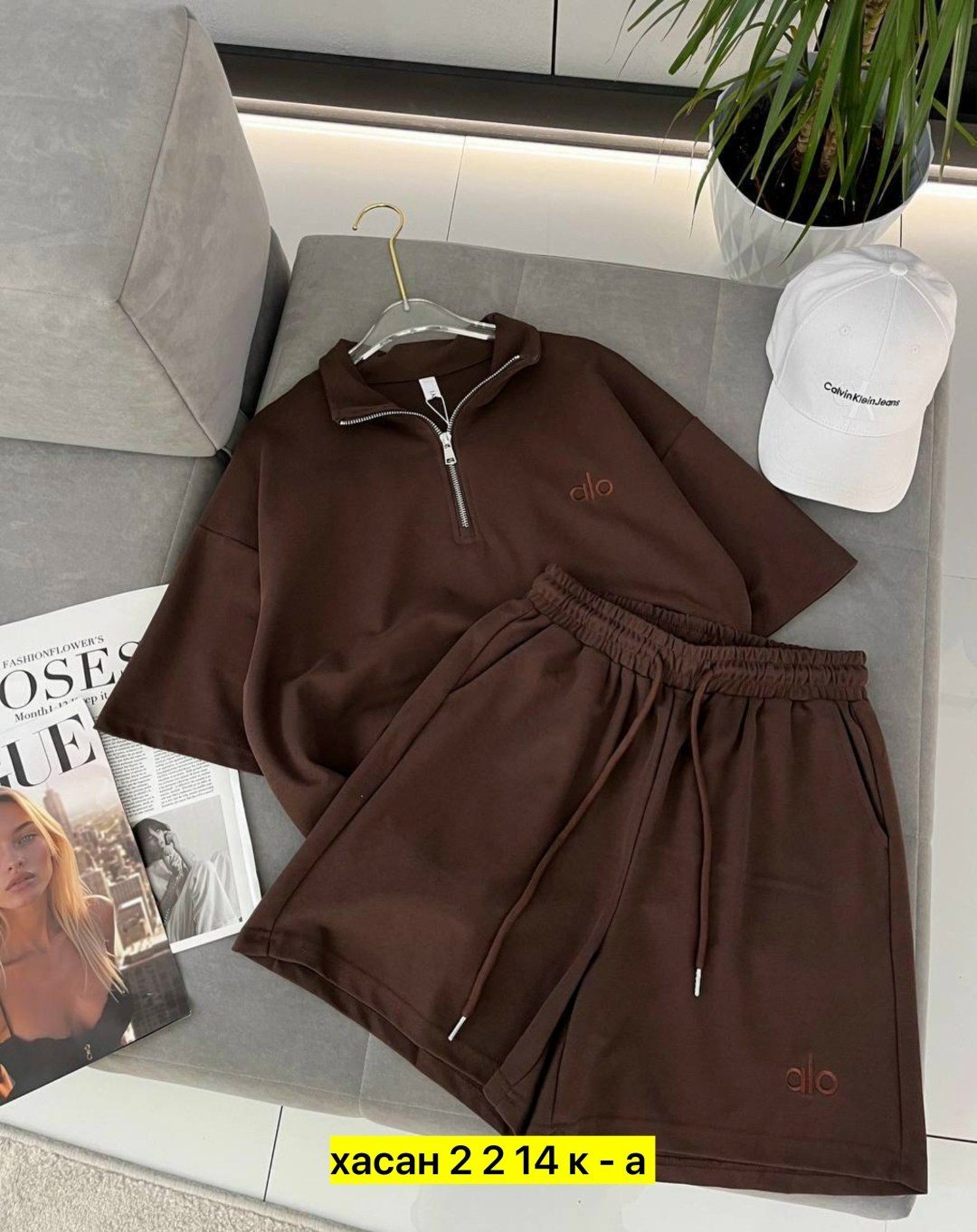 стильные костюмы,костюм двойка женский,женский костюм,костюм с шортами и футболкой поло летний insomand,комплект одежды женские