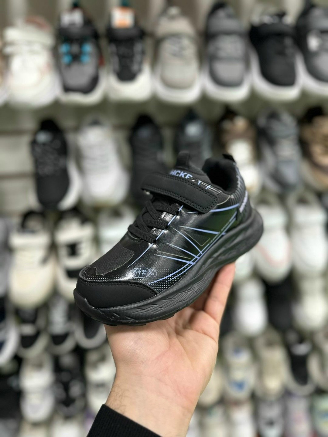 кроссовки,детские кроссовки,кроссовки мальчику,кроссовки закрытые,кроссовки рибок детские