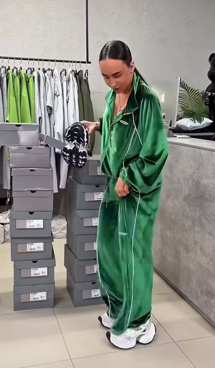 велюровый костюм,брючный костюм,велюровый костюм женский,костюм из велюра,cпортивный костюм велюровый