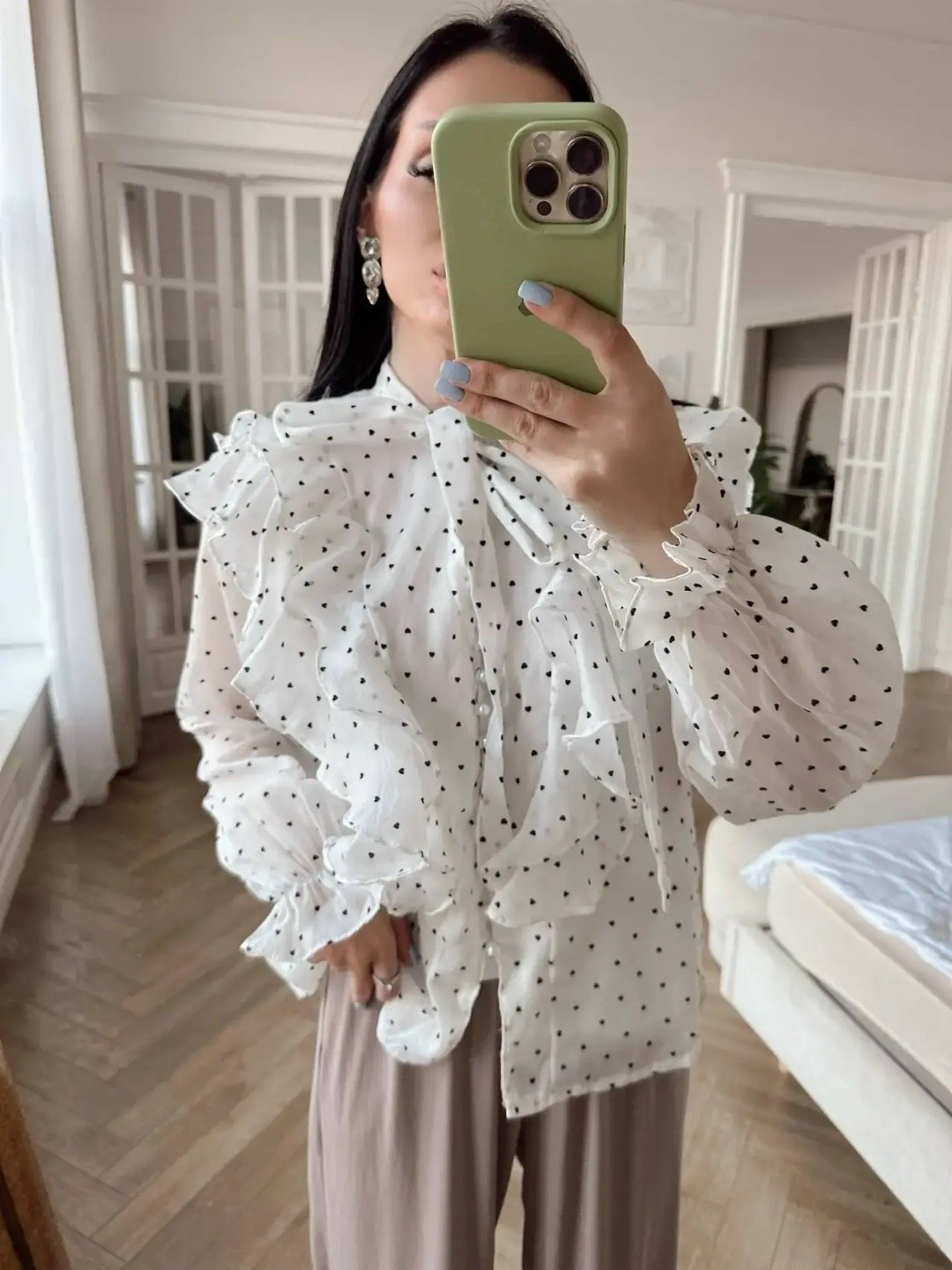 блузка женская,блузка нарядная,элегантная блузка,блуза с рюшами,роскошная блузка