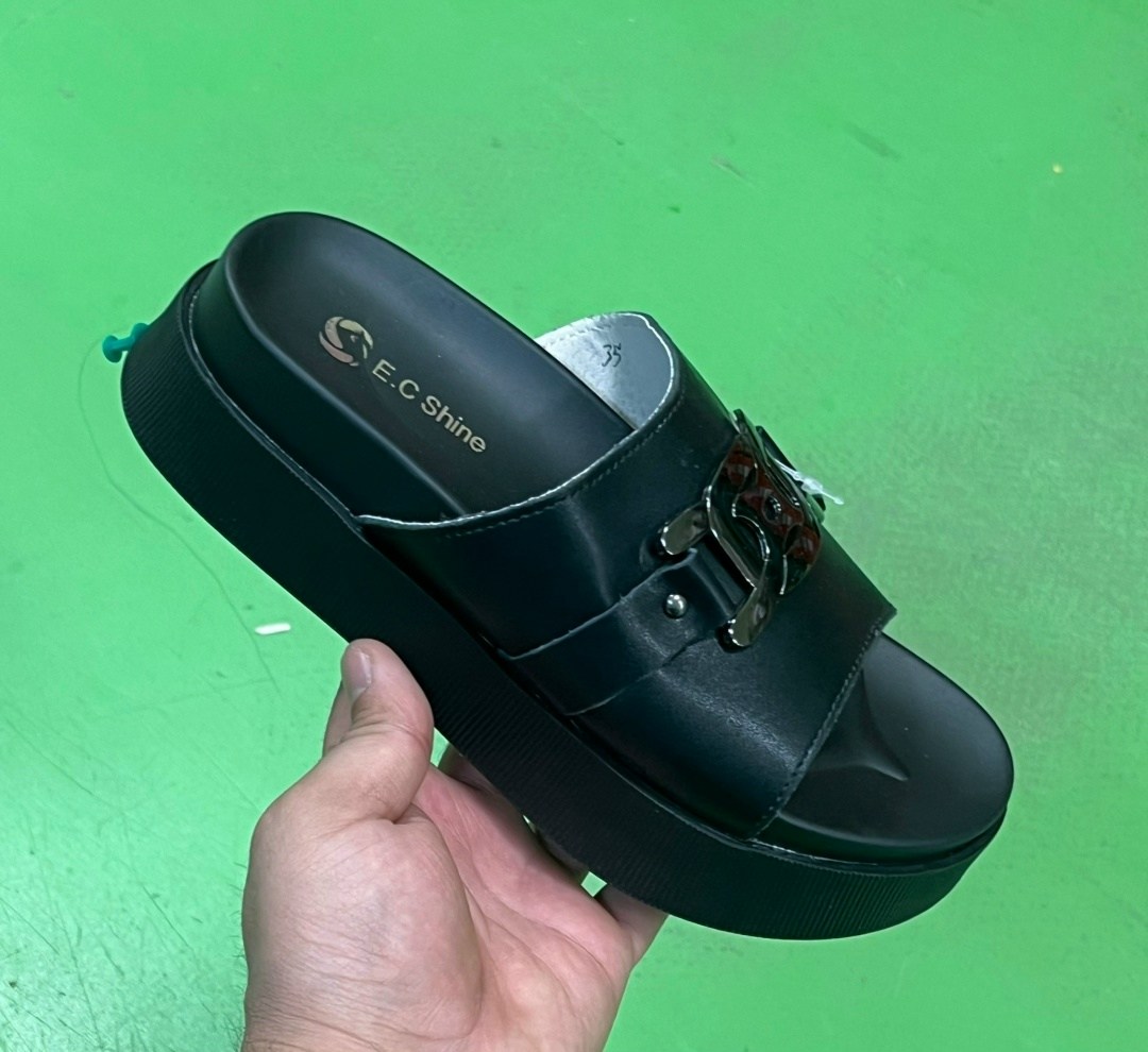 ,женские шлепанцы,тапки женские,модные шлепанцы,женские шлепки