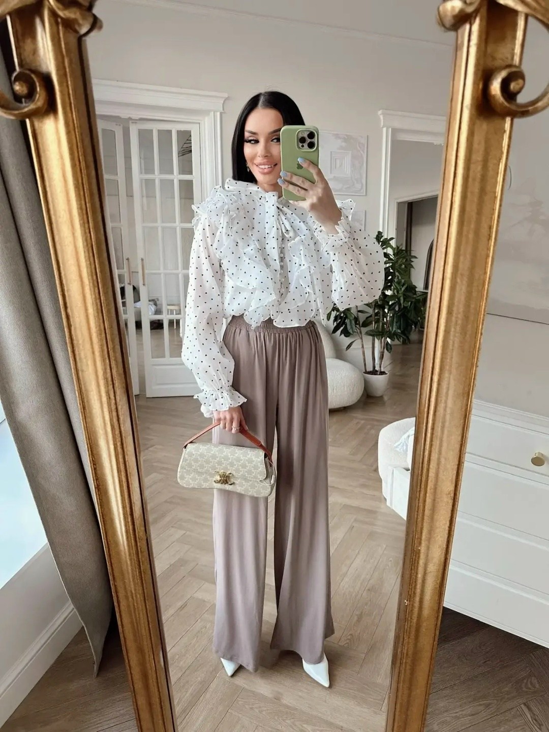 блузка женская,блузка нарядная,элегантная блузка,блуза с рюшами,роскошная блузка