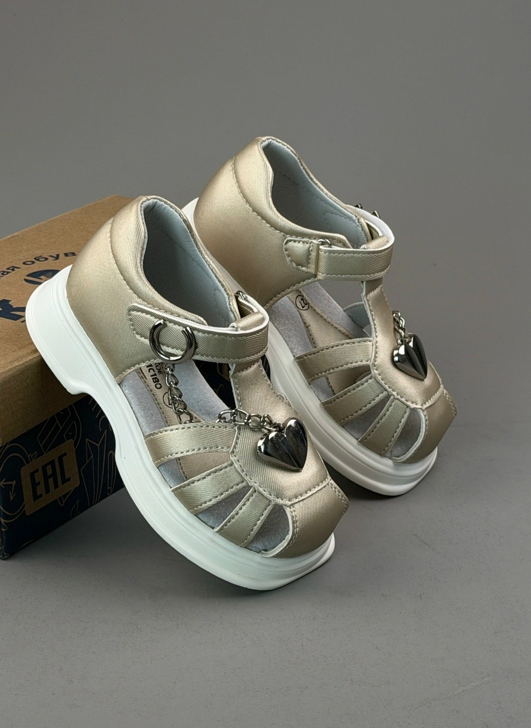 ,детские босоножки,детские сандалии,сандалии,босоножки сандали