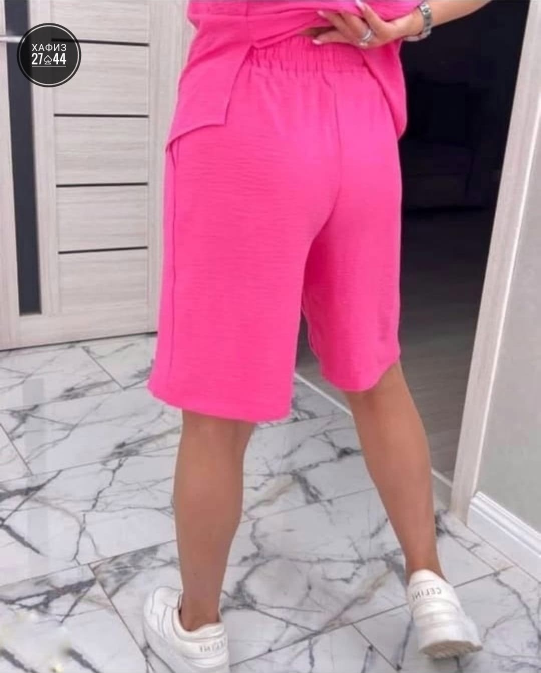 женский костюм двойка,костюм женский,стильные костюмы,женские костюмы спортивные,женский костюм с шортами