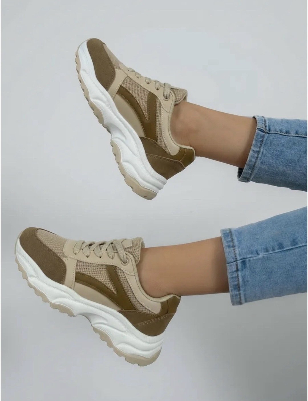 женские кроссовки,,бежевые кроссовки,спортивная , кроссовки