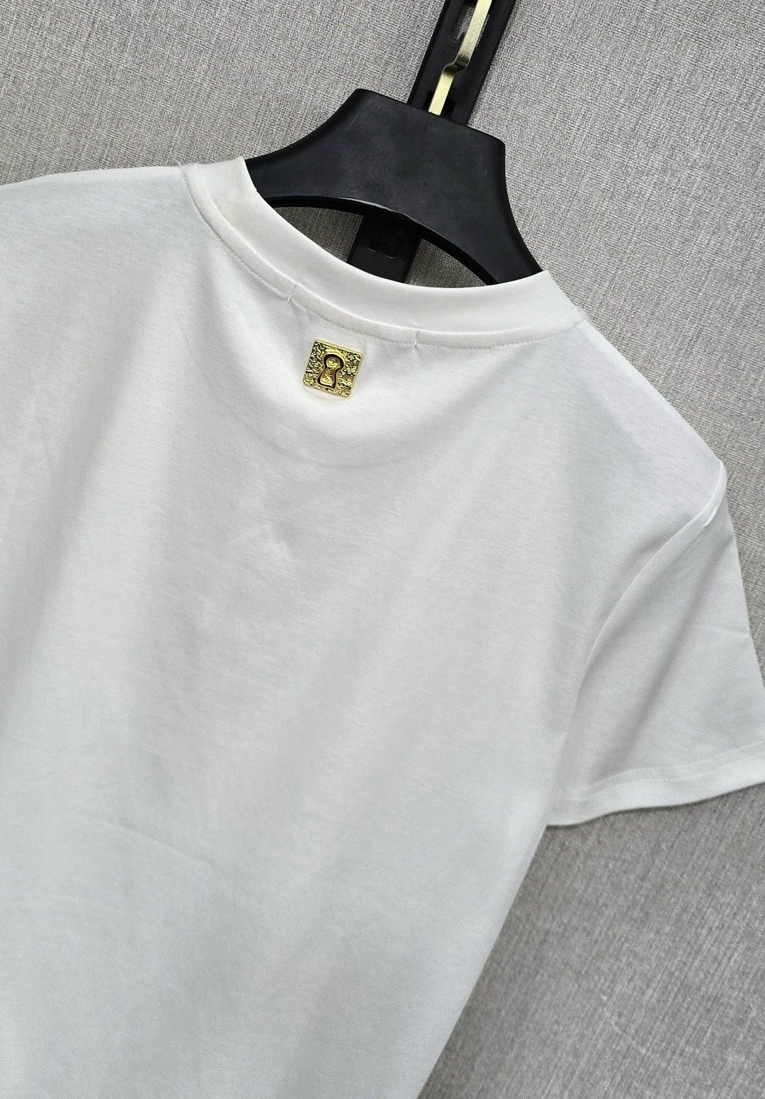 футболки мужские,мужская белая футболка,белая футболка,брендовые футболки,футболки модные