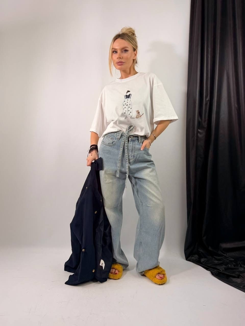 футболки оверсайз с принтами,футболки женская,стильные джинсы,футболки женская оверсайз