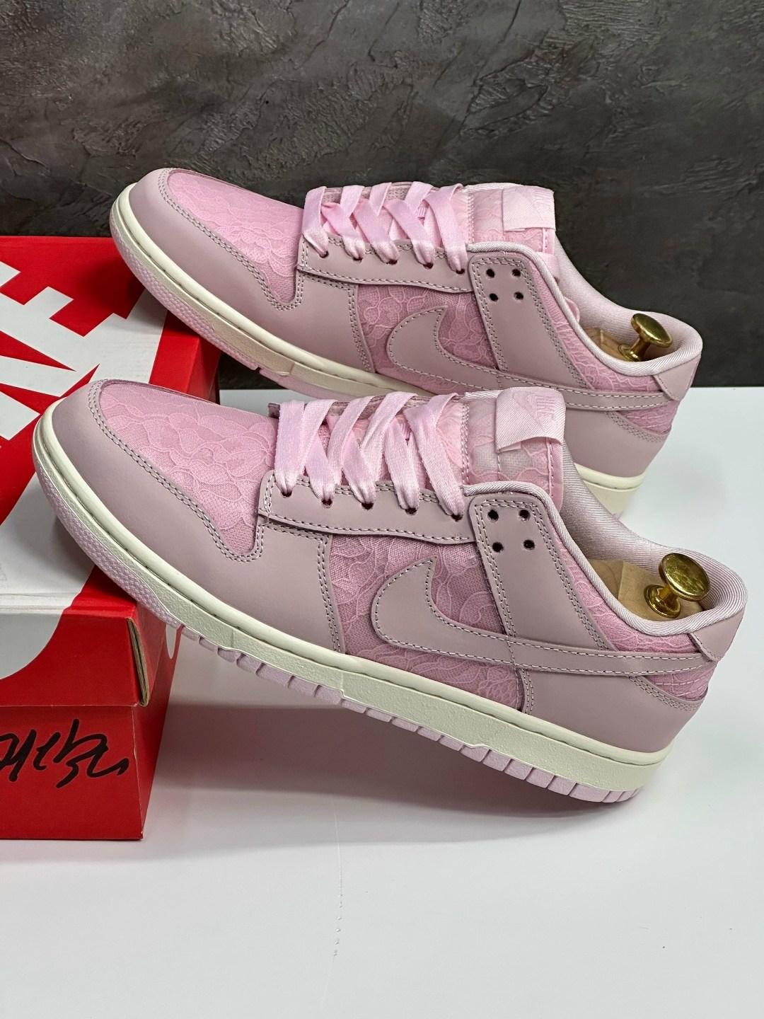 nike dunk low lx pink foam w,nike dunk low pink foam,кроссовки nike sb dunk low,женские кроссовки nike dunk low lx pink foam,кроссовки nike dunk low