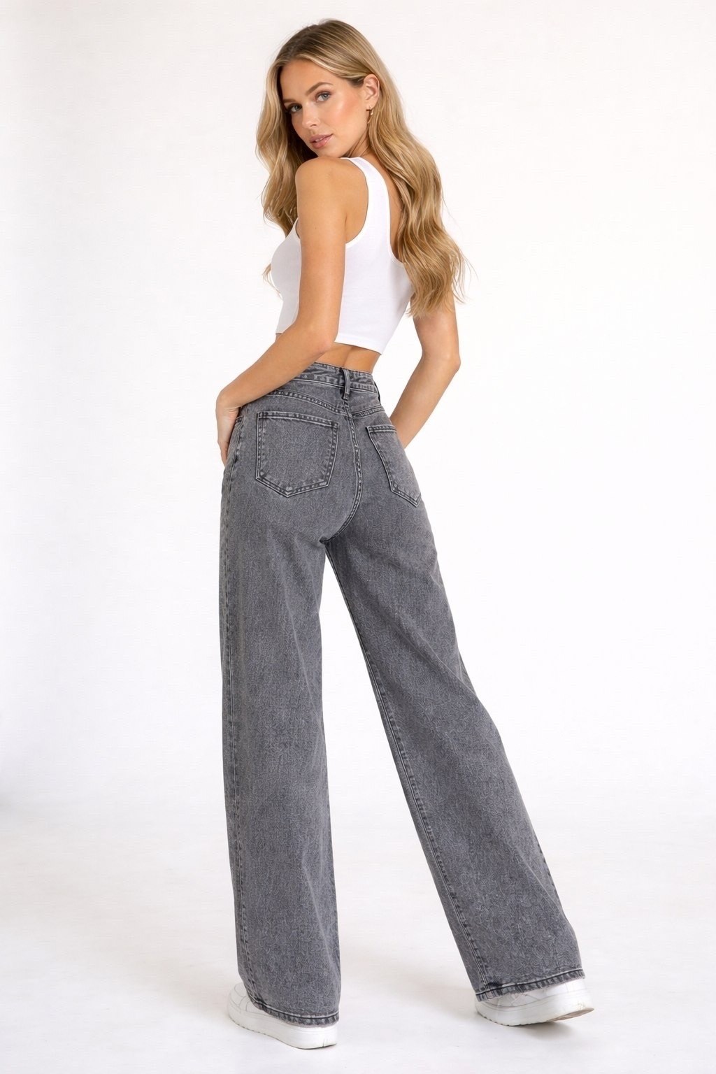 женские джинсы,серые джинсы широкие,джинсы широкие,джинсы серые,джинсы