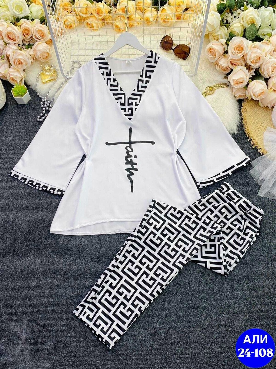 костюм двойка женская,повседневный женский костюм,костюм двойка,женские костюмы,женский повседневный костюм из двух предметов