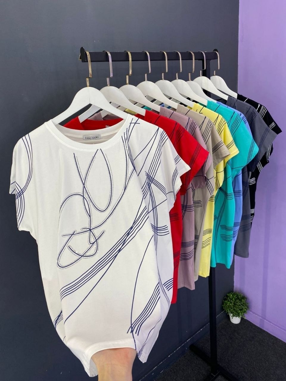 футболки женская,футболки и майки,футболки женские больших размеров,женские футболки с принтом,женской одежды