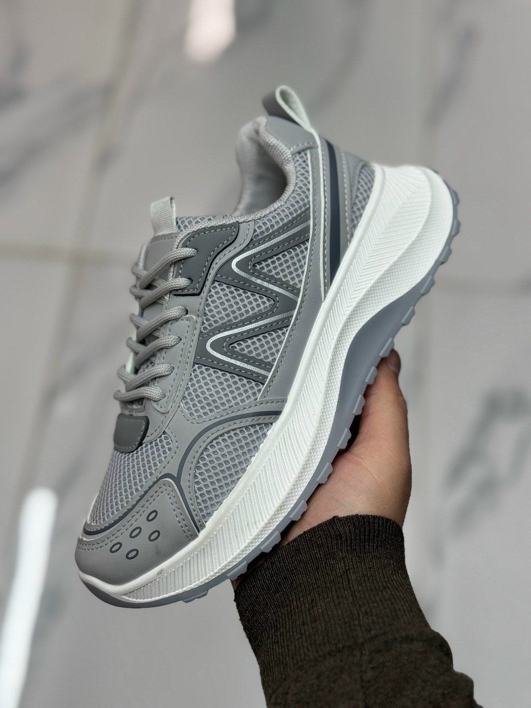 кроссовки,кроссовки женскиe,повседневные кроссовки,удобные кроссовки,спортивные кроссовки