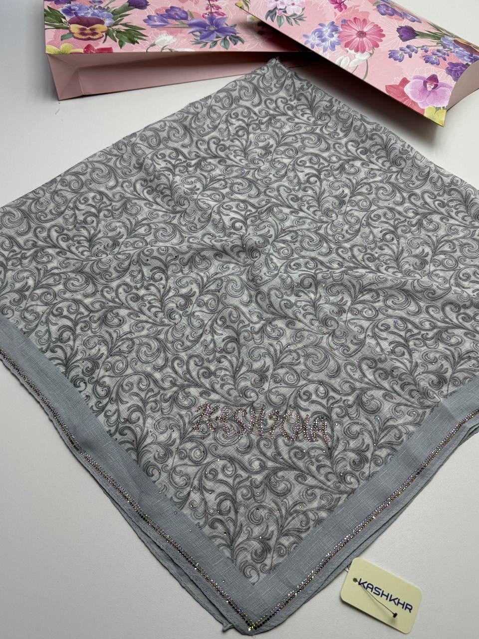 брендовый платок,платки женские,черный платок,платок,красивый платок