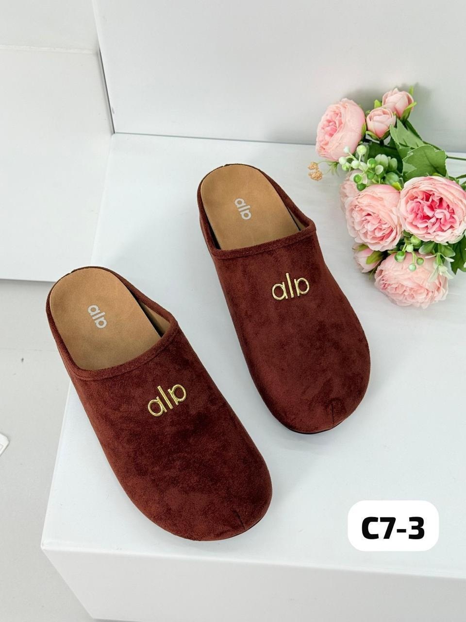 ,женская ,женские шлепанцы,обуви,тапочки женские