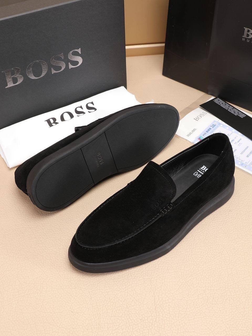hugo boss замшевые лоферы embossed logo - black,hugo boss замшевые лоферы,лоферы мужские hugo boss модель 711652,лоферы зимние мужские hugo boss модель 781028,мужские лоферы hugo boss