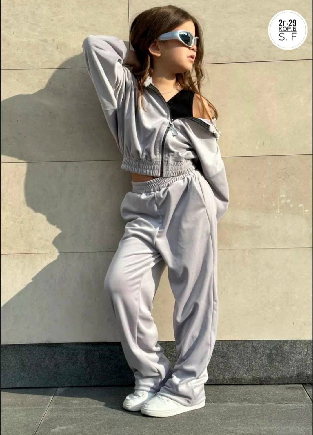 спортивные костюмы для девочек,велюровый костюм для девочки,модные костюмы,велюровый костюм для девочки спортивный капюшон,велюровый спортивная костюм