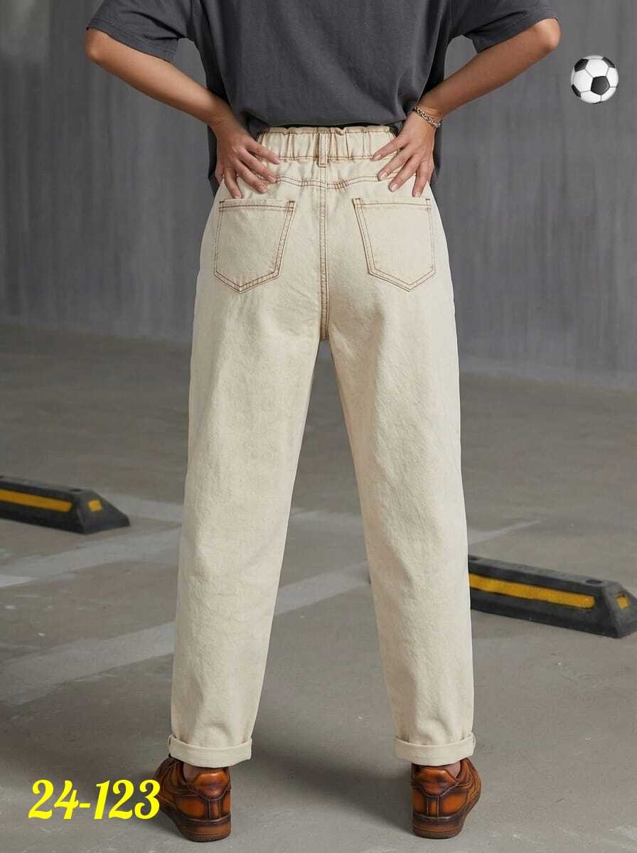 женские джинсы,женские джинсы бананы,модные джинсы,бежевые джинсы,джинсы бананы