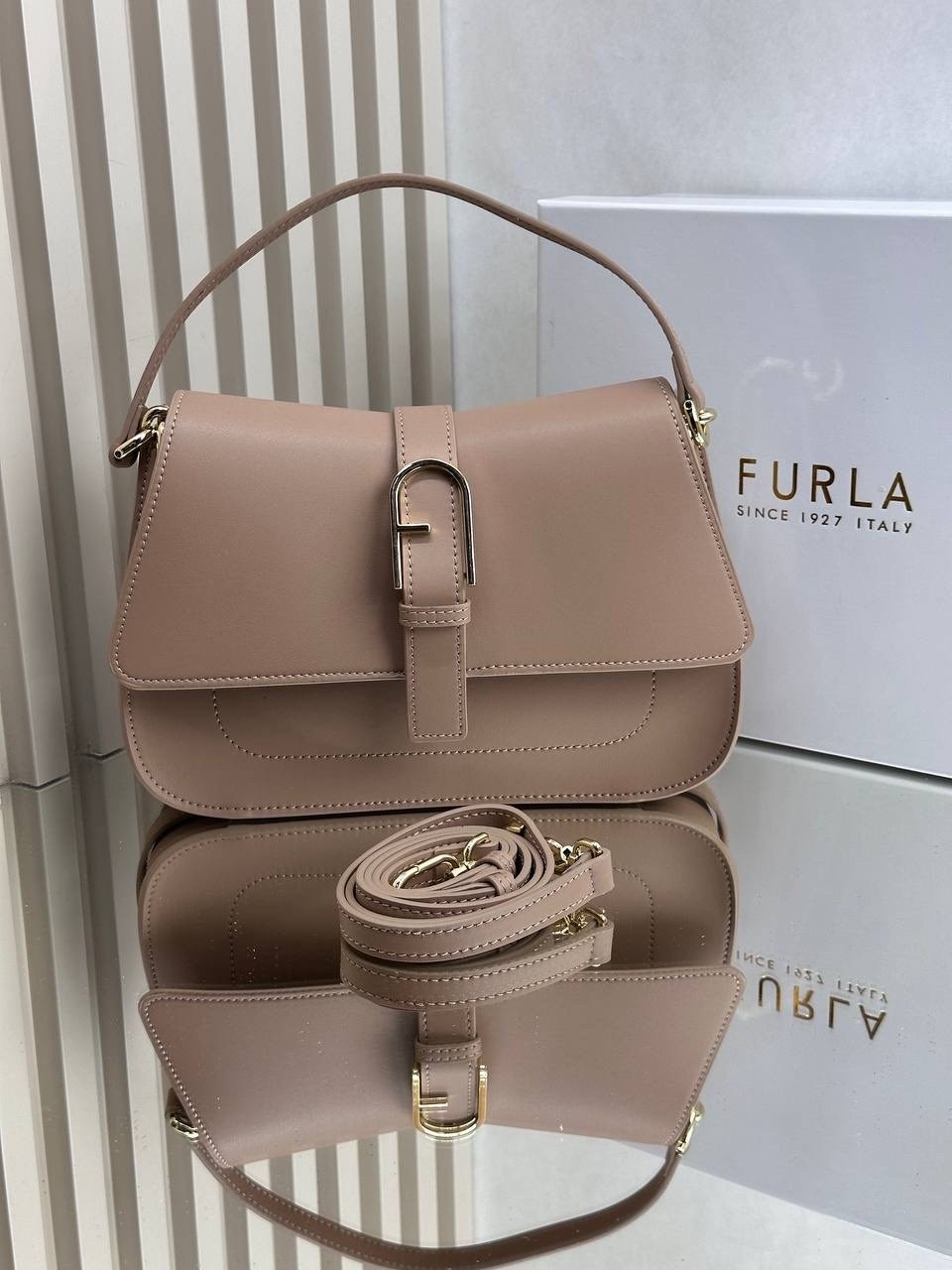женская сумка furla,сумка furla,сумка фурла,сумка,кожаная сумка furla