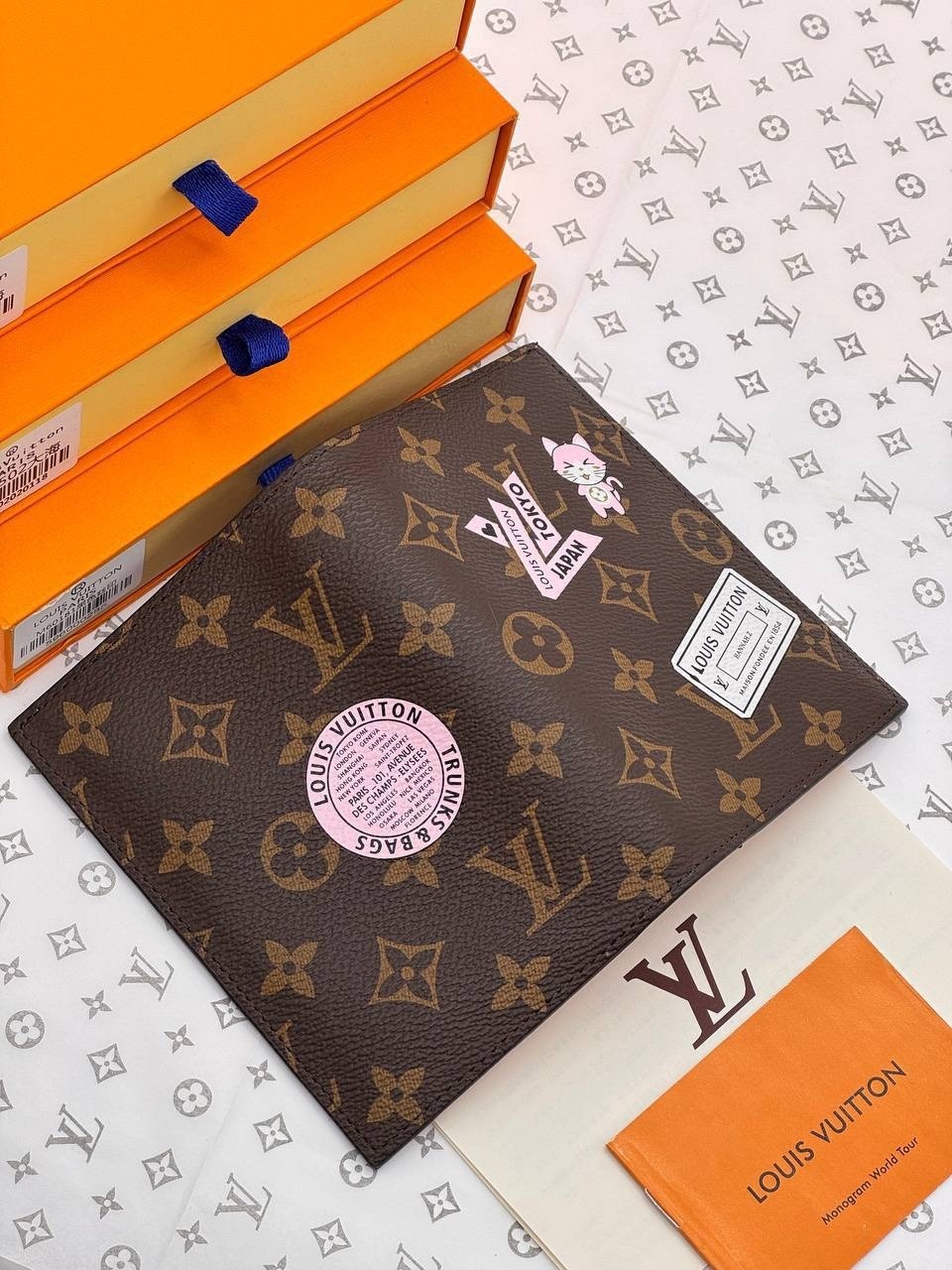 обложка на паспорт louis vuitton,чехол на паспорт луи виттон,обложка на паспорт louis vuitton оригинал,обложка луи виттон,кошелек louis vuitton