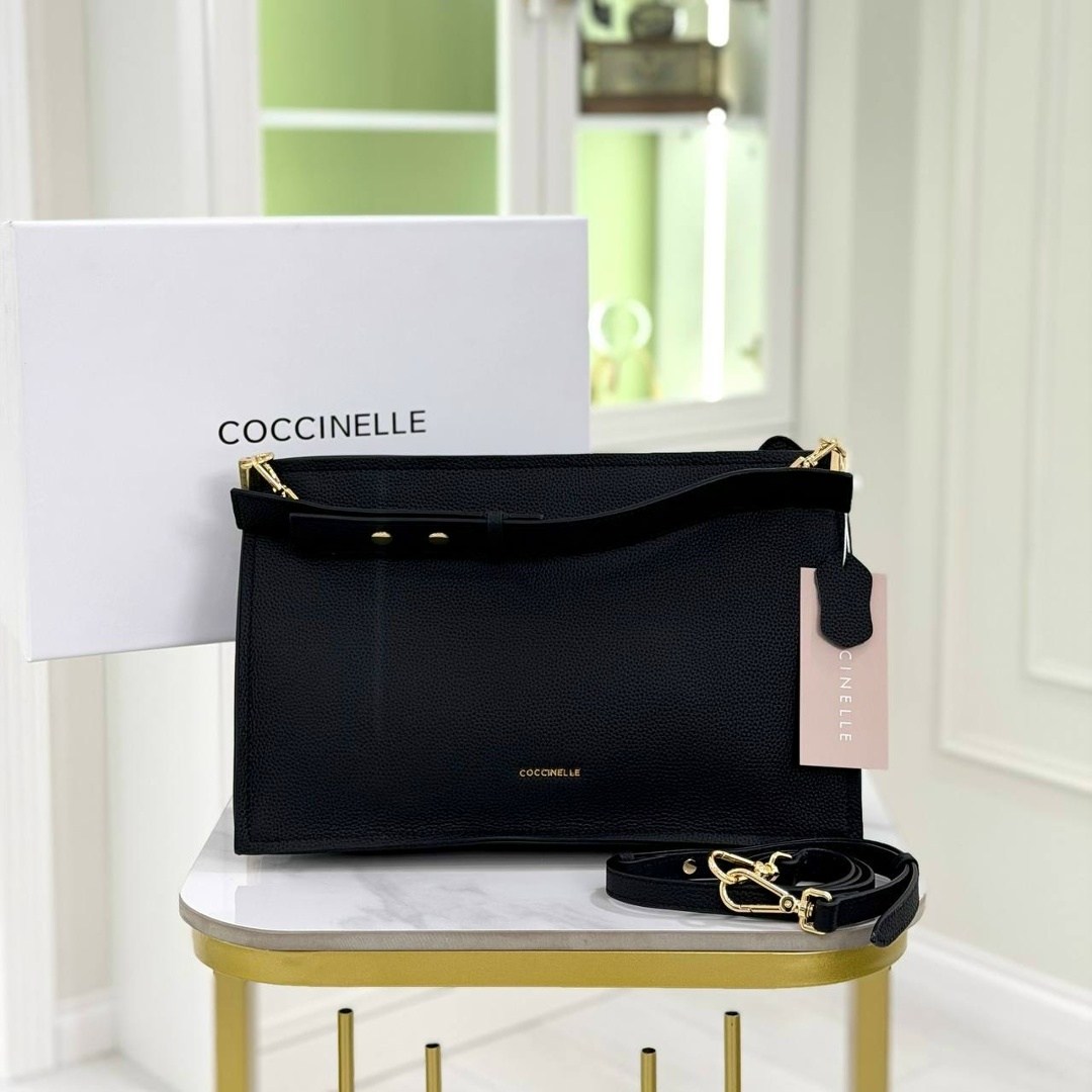 сумка coccinelle,сумка женская coccinelle,сумка,coccinelle сумка на плечо,классическая сумка