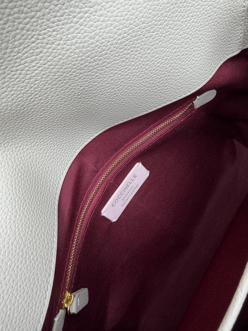 сумка сэтчел coccinelle liya черный,сумка coccinelle,женская сумка coccinelle,сумка сэтчел кожаная liya coccinelle,женская сумка bella