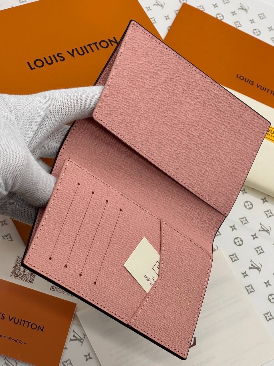 обложка на паспорт louis vuitton,чехол на паспорт луи виттон,обложка на паспорт louis vuitton оригинал,обложка луи виттон,кошелек louis vuitton