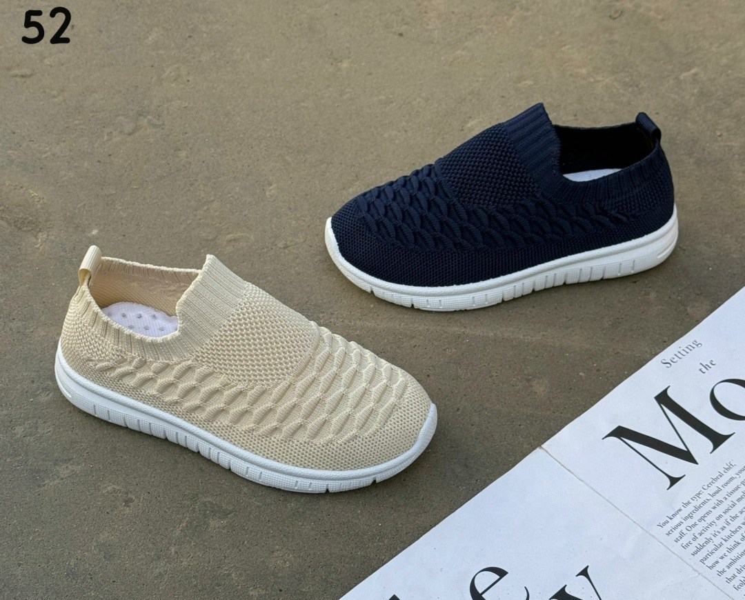 ,кроссовки в сеточку детские,детские кроссовки,дышащие кроссовки,спортивная