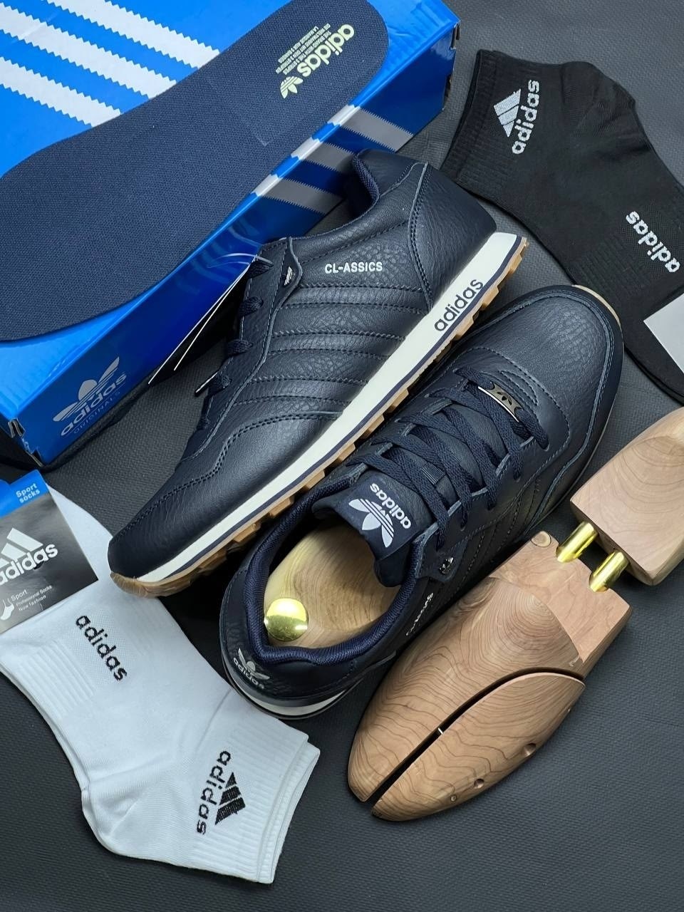 адидас кроссовки cl-assics,кроссовки мужские adidas,кроссовки адидас cl classic,кроссовки адидас мужские 2026,кроссовки adidas