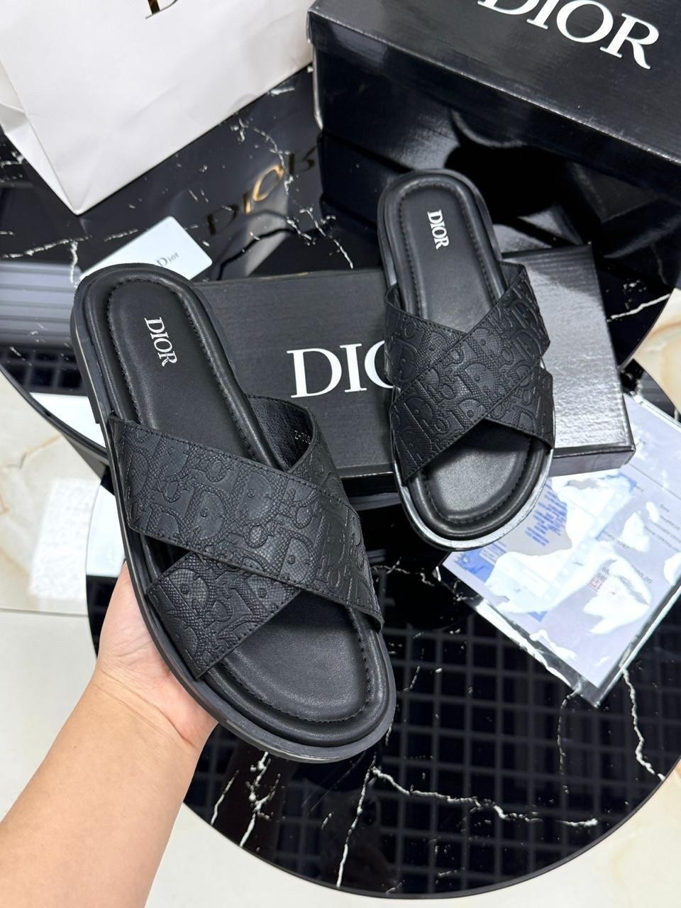 шлепанцы christian dior,тапки кристиан диор,шлепки диор,,тапочки dior