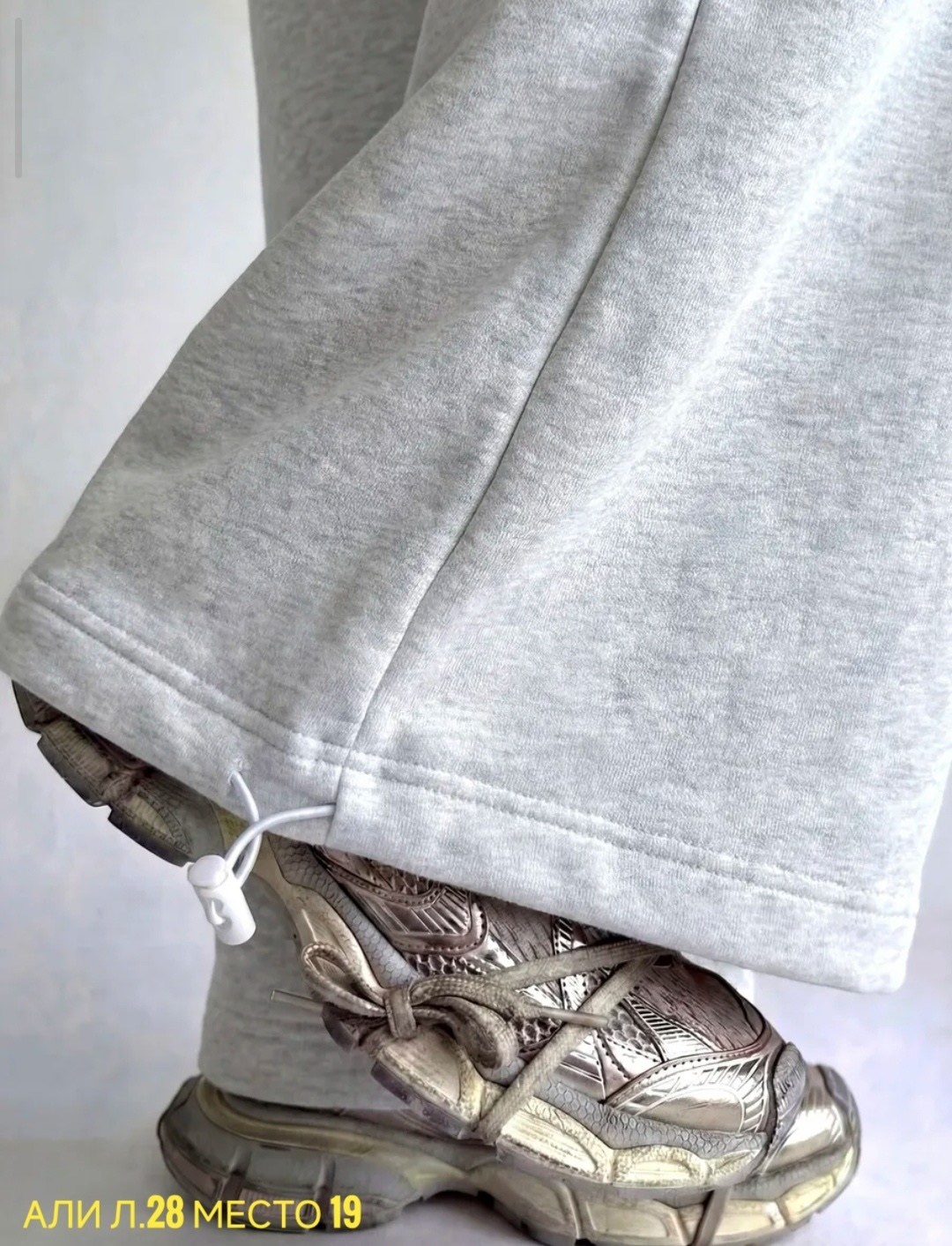 широкие спортивные штаны джоггеры bang wear цвет графит серый,широкие спортивные штаны джоггеры bang wear,брюки спортивные джоггеры bang wear цвет графит серый,женские мешковатые темно-серые спортивны