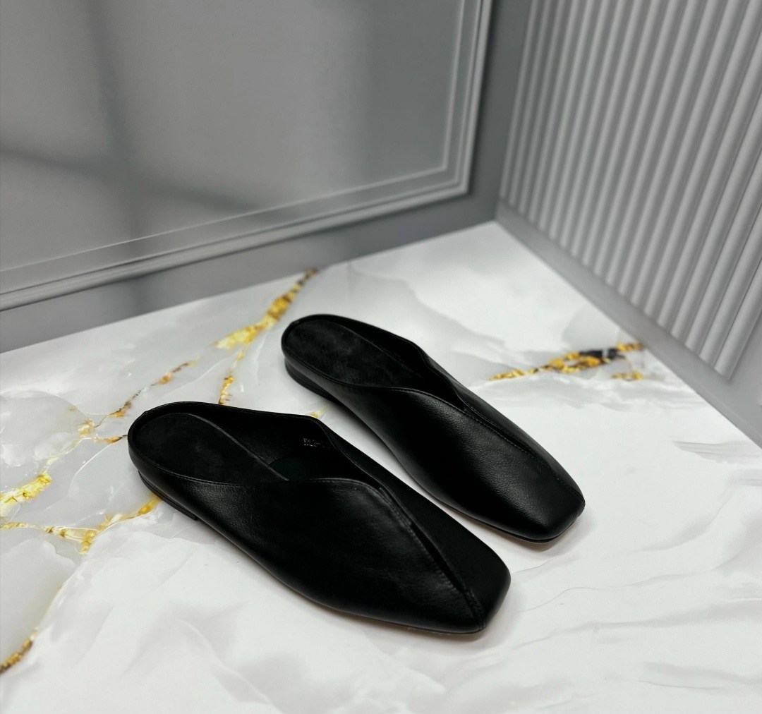 ,мюли женские,женская ,шлепанцы женские,модная женская