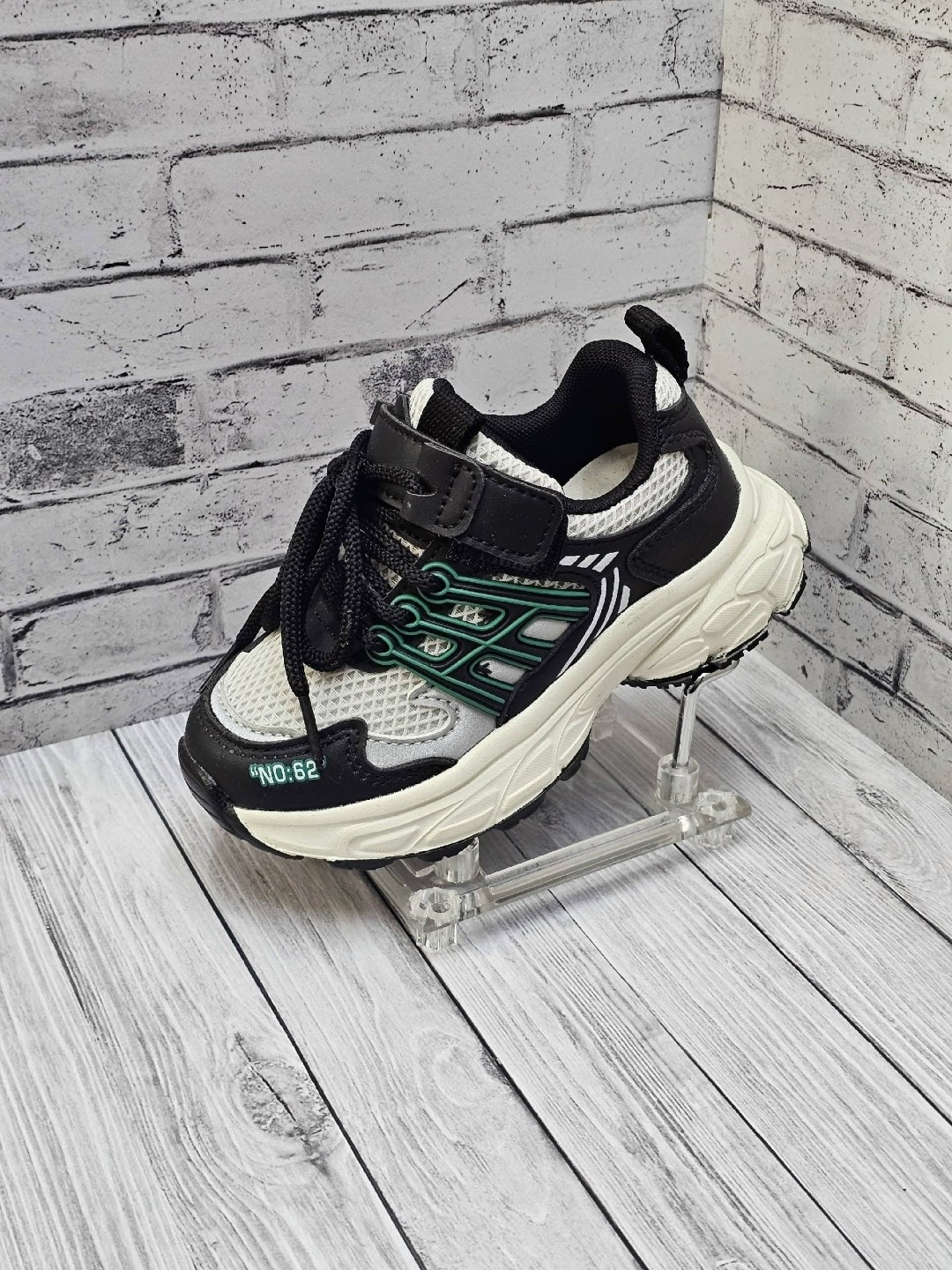 женские кроссовки,,кроссовка,черные кроссовки,кроссовки