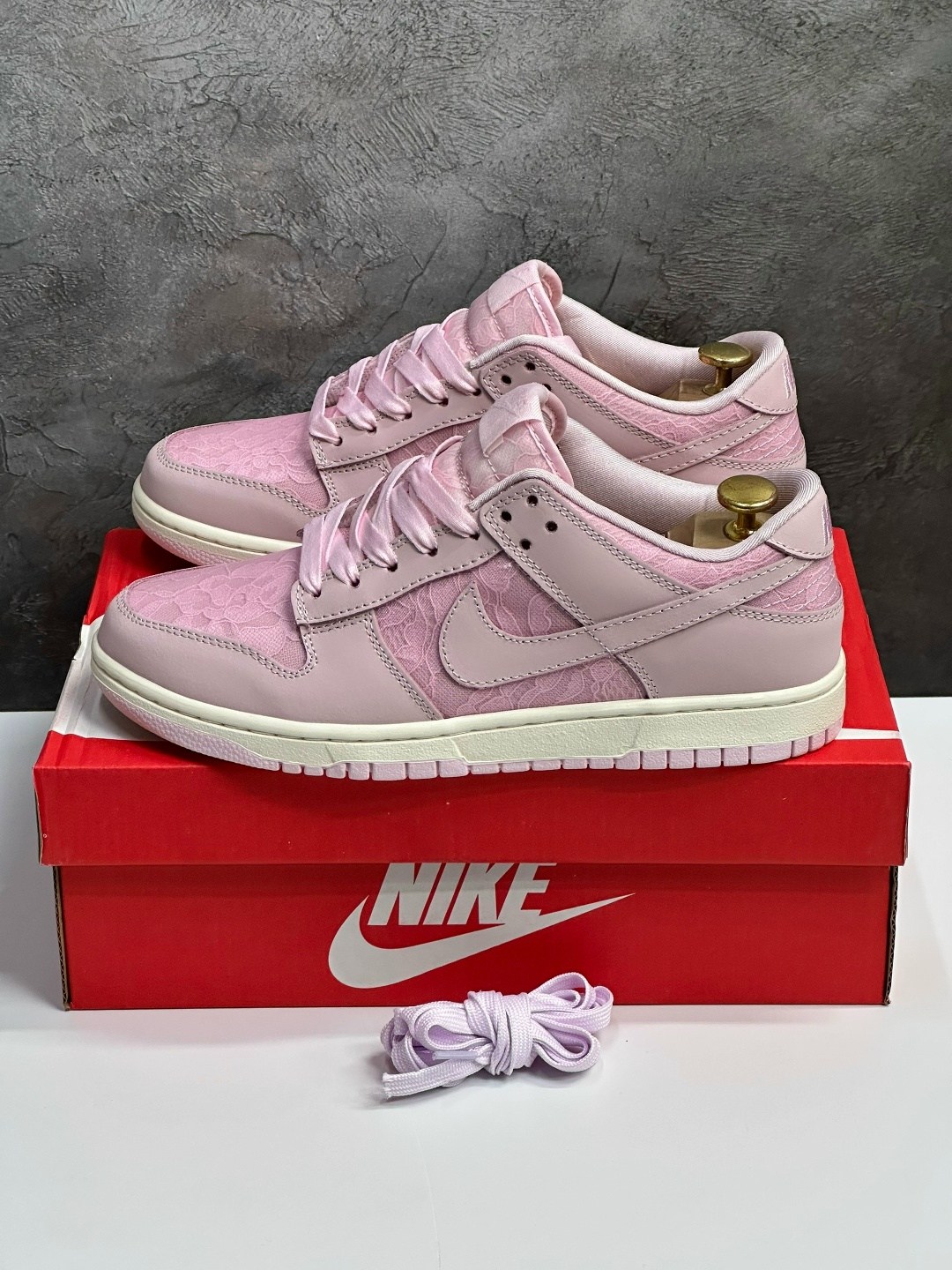 nike dunk low lx pink foam w,nike dunk low pink foam,кроссовки nike sb dunk low,женские кроссовки nike dunk low lx pink foam,кроссовки nike dunk low