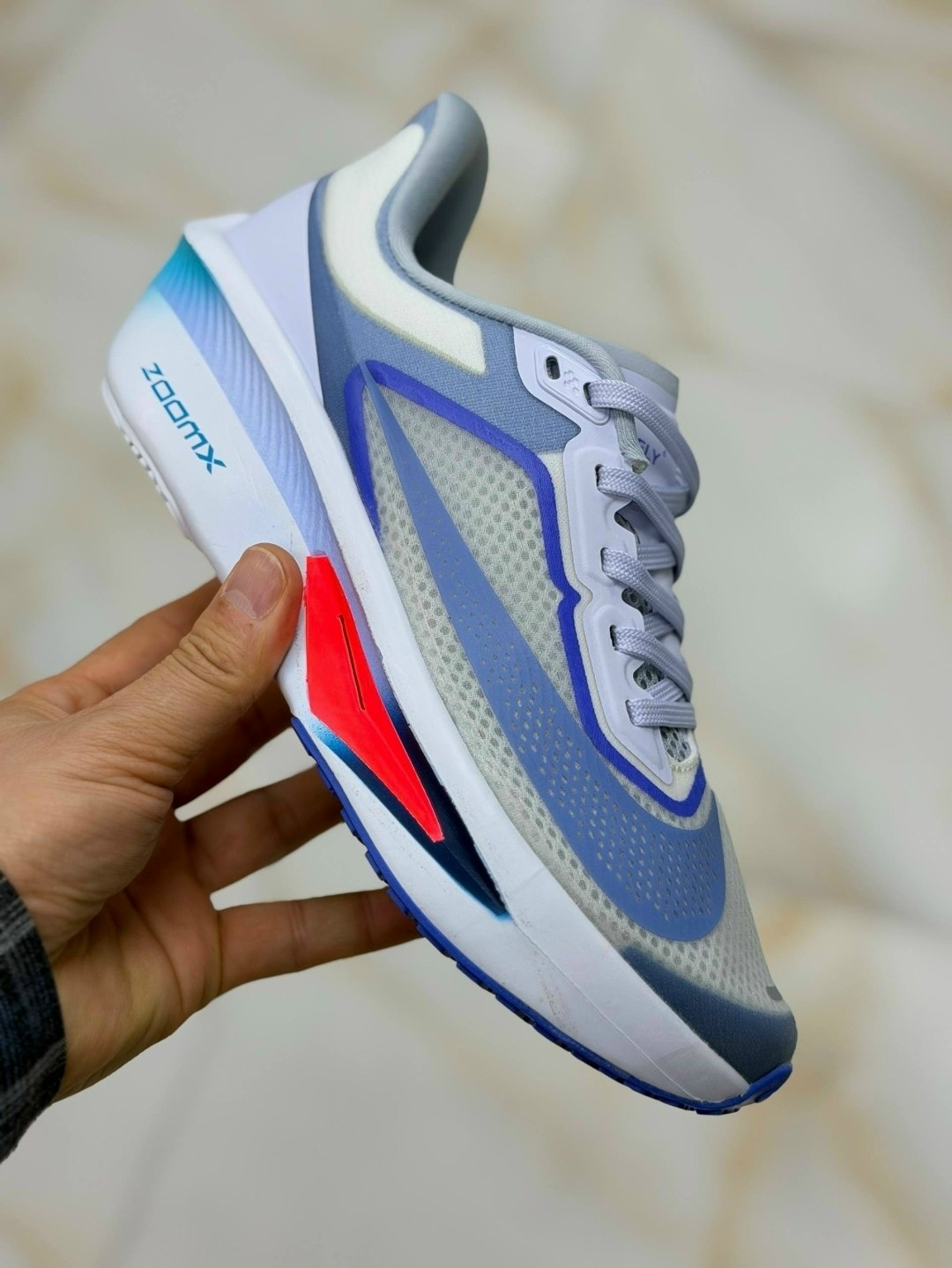 кроссовки,кроссовки nike,кроссовки nike zoom fly,кроссовки для фитнеса,спортивные кроссовки