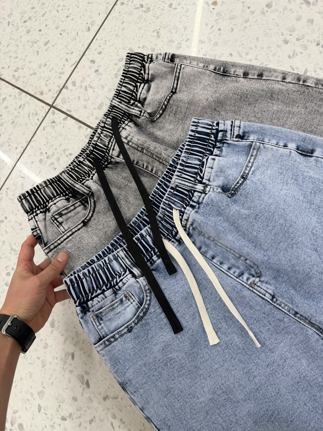 джинсы мужские,джоггеры джинсовые,джинсы джоггеры,серые джоггеры,джинсы бананы зауженные