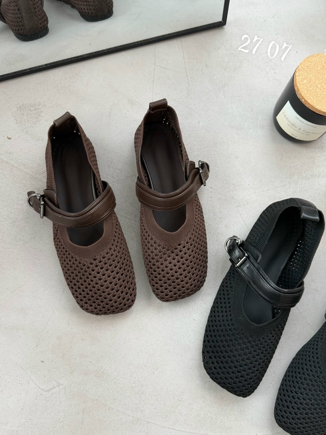 ,женские туфли на плоской подошве,туфли на плоской подошве,босоножки с перфорацией,туфли мэри джейн