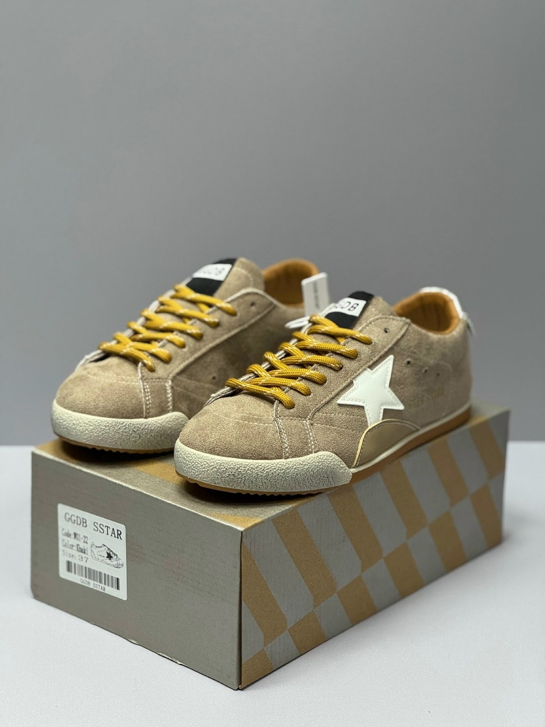 golden goose кроссовки,кеды golden goose,,кеды женские golden goose ball star бежевые 41 eu,кеды super-star classic golden goose коричневый