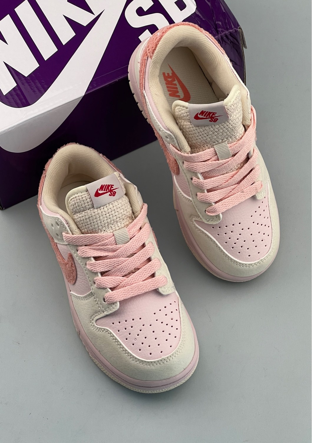 nike dunk low lx pink foam w,кроссовки женские nike dunk low,nike dunk low pink pigeon,кроссовки,кроссовки nike sb dunk low pink