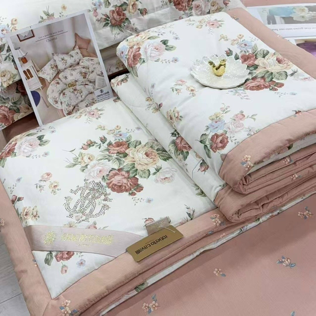 комплекты постельного белья,постельного белья,постельное белье из сатина,постельное белье eвро сатин,комплект постельного белья koloco