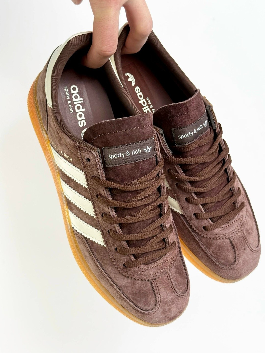 кроссовки adidas handball spezial sporty & rich brown кеды adidas samba 430107665,кроссовки adidas handball spezial sporty & rich на шнурках,кроссовки adidas handball spezial sporty & rich brown,кросс