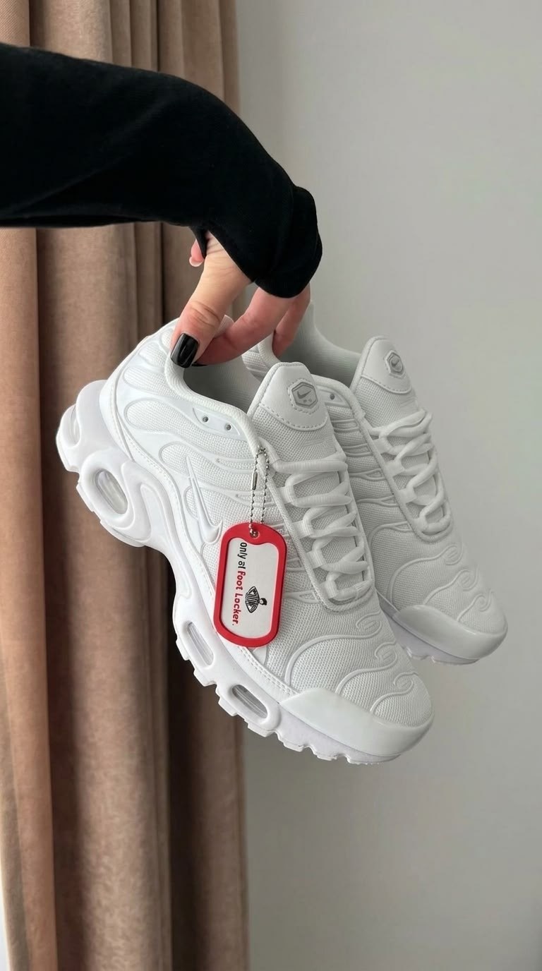 кроссовки nike air max tn plus,nike air max plus tn white,nike air max plus tn,кроссовки nike air max plus,кроссовки