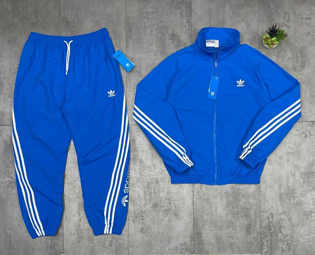 синий мужской спортивный костюм адидас adidas,спортивный костюм адидас голубой мужской,спортивный костюм adidas из 90-х,спортивный костюм адидас эластик,мужские спортивные костюмы адидас синие