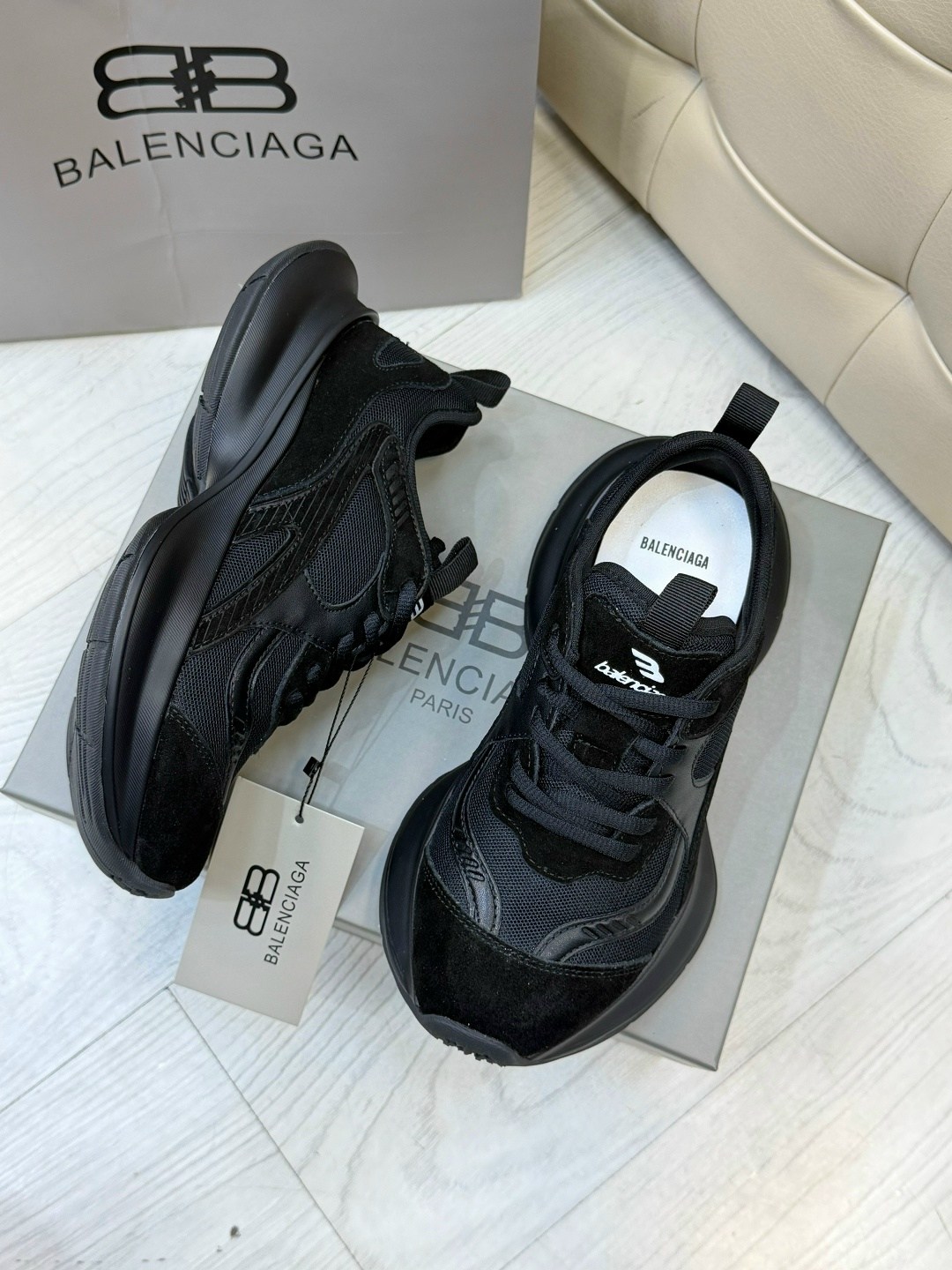 кроссовки женские balenciaga,кроссовки balenciaga,кроссовки баленсиага женские,кроссовки баленсиага черные,кроссовки баленсиага мужские